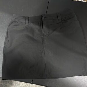 Eddie Bauer active skirt size 8